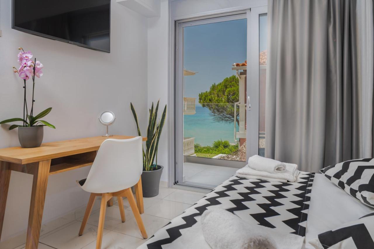 Sunrise Rent Rooms Ammoudi Dış mekan fotoğraf